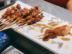 -威记烧嘢·南宁烧烤·超级生牛(绿地店)