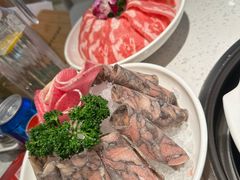 -三人行骨头王火锅(长寿店)