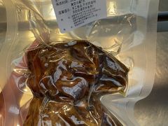 -鑫记婆婆兔·成都特产·兔头手撕兔(太古里店)