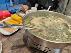 -今鲜源酒店·海鲜锅贴青岛菜(新湛路店)