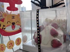 -蜜蜂小象·榴莲千层蛋糕(时代汇11栋店)