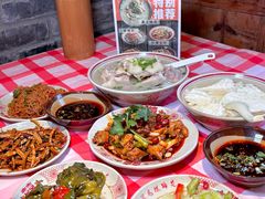 -老方桌烂蹄花川菜馆(九龙坡店)
