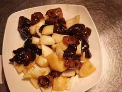 -老牌坊鲁菜名店(美莲广场店)