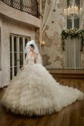 -艾米婚纱&婚礼策划