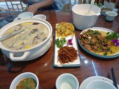 -八木轩·寻味大理白族民俗餐厅(文献路店)