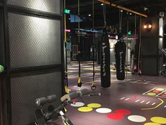 -VLines耀能运动24小时·月付制健身(京广桥店)