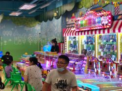 -莫莉幻想儿童乐园(武汉保利广场店)