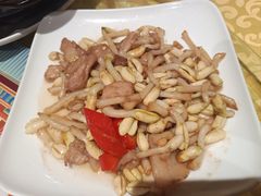 -年辉渔村·非遗传承餐厅(新丰江店)