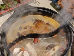 -钢管厂五区小郡肝串串香火锅(梅川路店)