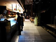 -唐拉雅秀酒店-西锦汇空中BBQ·思创餐厅