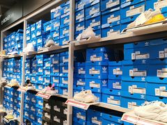 -阿迪达斯(飞洲国际精品优惠店)