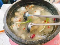 -墨脱石锅椰子鸡•海鲜糟粕醋(榆亚路店)