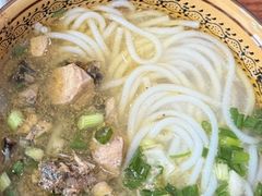 -正宗李家土鸡米线店