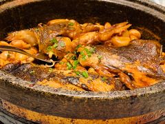 砂锅蝶鱼头-新海渔港·胶东海鲜家常菜·家宴(奥体中心店)