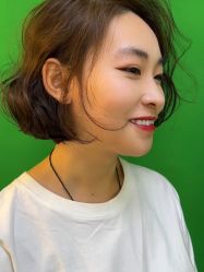 -妃格美发沙龙·烫发·染发
