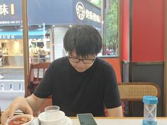 -鲁员外地锅鸡地锅鱼(古墩路店)