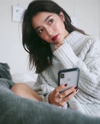 -AYO SALON