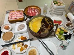 -小茉庐和牛自助火锅(龙湖万达店)