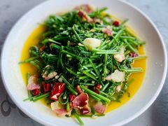 水蕨菜炒腊肉-瑶河山里菜