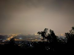 -鬼笑石后山停车场