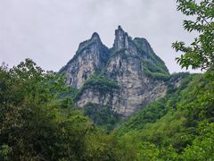 -鹿院坪生态旅游景区