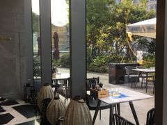 靠窗位-HELLO MUSAE 拾光缪斯餐厅·纯正希腊风味(苏州中心店)