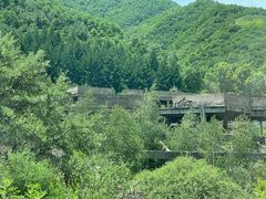 -官滩沟风景区