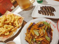 -玺炖·中国铁锅炖(南京东路店)