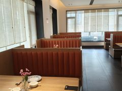 -连鹭海鲜·海肠捞饭·海胆饭(星海店)