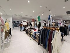 -优衣库(上海金桥国际商业广场店)