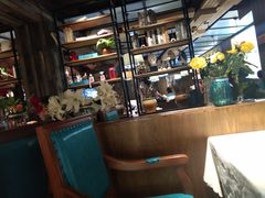 -领鲜活海鲜榴莲自助火锅(东门店)