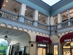 -佛罗伦萨小镇广佛名品奥特莱斯(疏港路店)