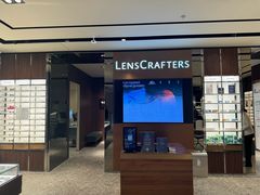 -LensCrafters亮视点·OAKLEY精选(静安嘉里中心店)
