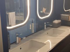 -成都万达颐华酒店
