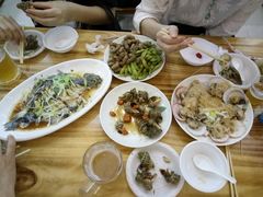 -老码头海鲜烧烤炒菜(广西路店)