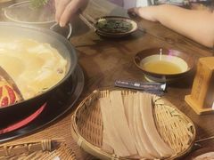 -巴卤社老火锅(财富店)