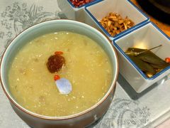 银耳羹-佳兰雅序融合菜(高新店)