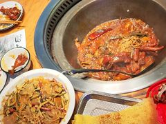 -山里屯铁锅炖·东北菜(康桥店)