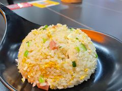 -许哥东北烧烤·铁丳烤串·宫后夹肉(繁花中心店)