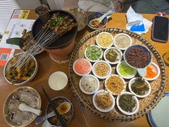 -包整·丝娃娃(一览甲秀楼风景店)