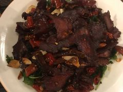 香格里拉牛干巴-滇越乘象云南餐厅(豆各庄店)