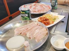 -香猪坊(远洋未来店)
