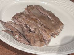 手抓羊腿肉一斤-贯贯吉·清真餐厅(浙江中路店)