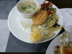 -东方红海鲜百汇(国际大厦店)