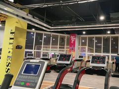 -健石游泳健身(和兴万乐汇店)