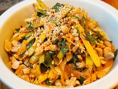 柠檬辣青芒手撕鸡-SHAN山(前滩太古里店)