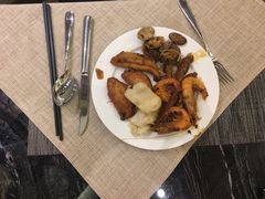 -东方红海鲜百汇(国际大厦店)