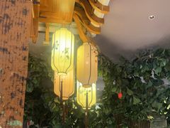 -八府香鸭·啫啫煲(华山路店)