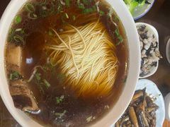 -百年老字号·观振兴蟹黄面·三虾面·苏式面(观前街富仁坊巷店)