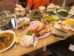-J Daeng Seafood